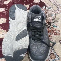 کفش|کیف، کفش، کمربند|مسجد سلیمان, |دیوار