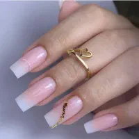 دستیار ناخنکار