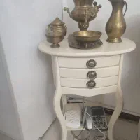 میز تلفن یا میز دکور