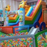 استخدام مربی کودک در پردیس فاز ۲ برای خانه بازی