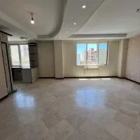70متر-2خواب-سالن-پرده-خور-تراورتن-املاک-آکو