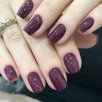 کاشت ناخن رایگان