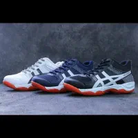 کفش فوتبال و فوتسال و والیبال|کیف، کفش، کمربند|تبریز, |دیوار