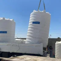 مخزن پایه دار و ایستاده تانکر آب منبع دبه بشکه