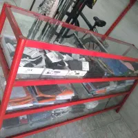 ویترین دو متری سه طبقه