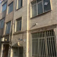 دو طبقه در بستی پیروزی