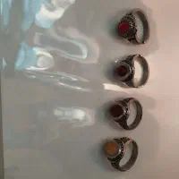 تعدادی انگشتر بدل با سنگهای قدیمی واصل