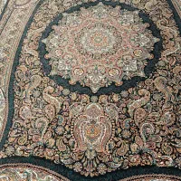 یک جفت فرش ۶ متری