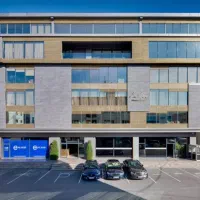 همکاری بین المللی- درآمد دلاری