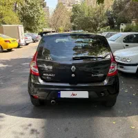 ساندرو اتوماتیک مدل ۹۶ بی رنگ مشکی|خودرو سواری و وانت|تهران, اکباتان|دیوار