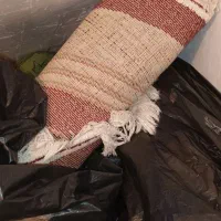 فرش بیضی کارکرده