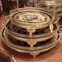 شیرینی خوری ورق طلا در سه سایز ۲۴، ۳۰و ۳۶سانتی