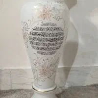 دوعدد گلدان