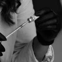 بلک فرایدی کلینیک زیبایی غدیر|خدمات آرایشگری و زیبایی|بروجرد, |دیوار