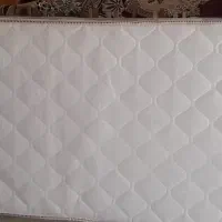 تخت خواب دوطبقه فلزی همراه ۲تشک رویال اصل|تخت و سرویس خواب|پاکدشت, پاکدشت (مامازند)|دیوار