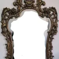 قاب آینه جنس برنج قدیمی و قیمتی سالم سالم بدون ترک