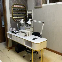 فروش میز و ترولی و صندلی و استند|آرایشگاه و سالن‌های زیبایی|اصفهان, امیرعرب|دیوار