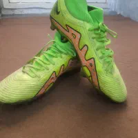 کفش استوک ( فوتبال)