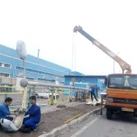 جرثقیل خاورهمراه با سبدبالابرنفر(جهت کار)