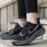 استراکچر ونس کانورس|کیف، کفش، کمربند|تهران, جنت‌آباد مرکزی|دیوار