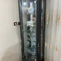 بوفه دکوری بسیار سالم،جنس بدنه چوبی