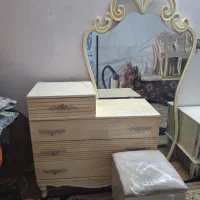 میز ارایش و تخت