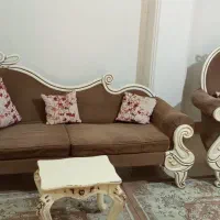 مبل ۸ نفره همراه ویترین