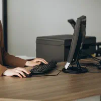 تخصص داری ولی کارتو شروع نکردی