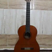 گیتارc40 ده ساله تو کاور