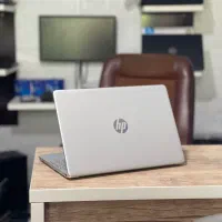 لپ تاپ HP 15.6 شیک و دانشجویی رنگ نقره ای/کد239