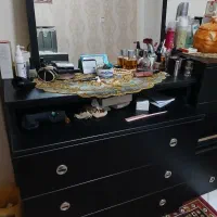 تخت خواب دو نفره به همراه میز آرایش|تخت و سرویس خواب|فومن, |دیوار