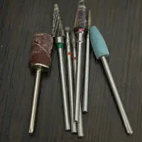 وسایل ناخن|آرایشگاه و سالن‌های زیبایی|آستارا, |دیوار