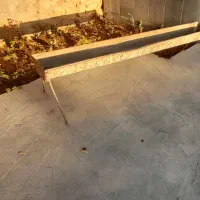 آخور یا همون پوت قدیمی محکم سالم واسه کاه