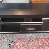 میز تلویزیون در حد نو