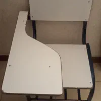 صندلی دانشجویی