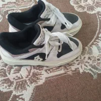 فروش یک جفت کفش شماره ۳۷