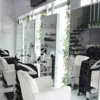 استخدام پرسنل سالن زیبایی