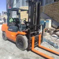 استخدام راننده لیفتراک