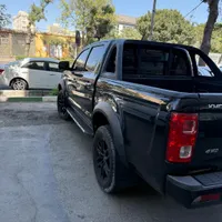 نیست در جهان
