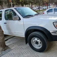 نیسان پیکاپ دو کابین