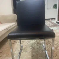 میز ناهار خوری و همراه صندلی