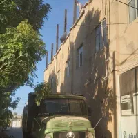 نیازمند سفید کار