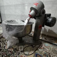 دستگاه خمیر زن
