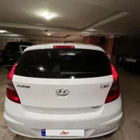 هیوندا i30