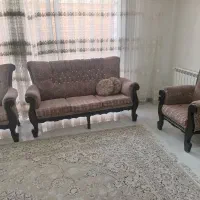 مبل ومیز ناهرخوری کاملا سالم