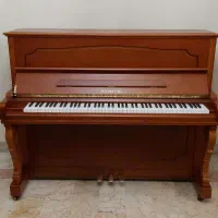 پیانو آکوستیک سمیک در حد نو