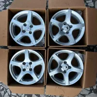 رینگ پنچ پر نو|قطعات یدکی و لوازم جانبی|رشت, حومه رشت|دیوار