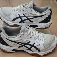 کتانی asics والیبال