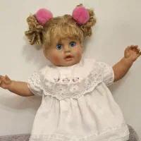 عروسک کلکسیونی و قدیمی