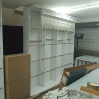 کتابخانه و دکور مغازه